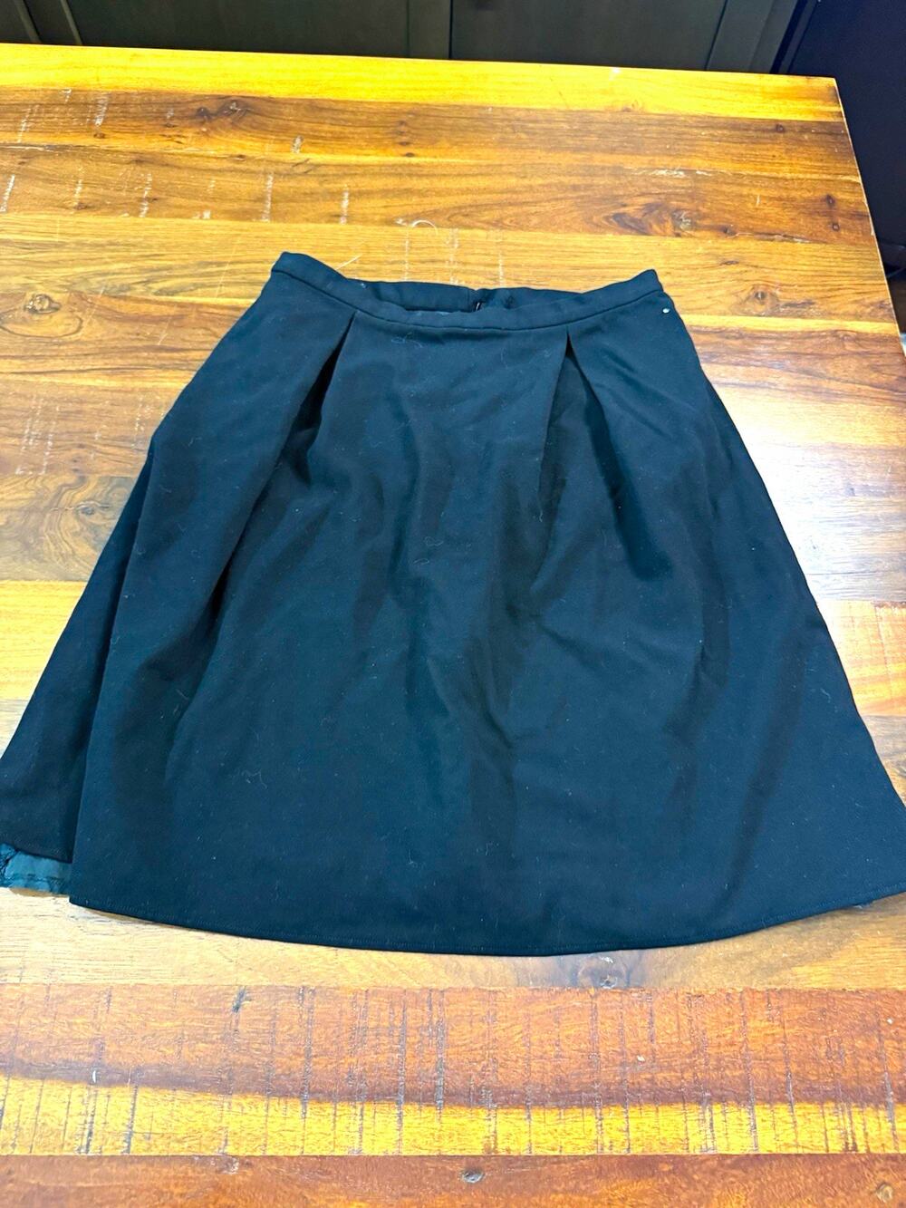 Vintage Giorgio Armani Black Pleated A-Line Knee Length Lined Skirt Size 42